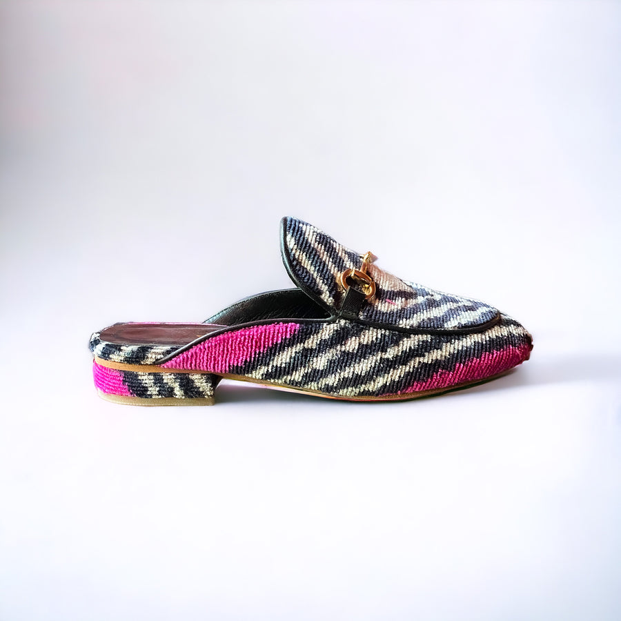 Ikat Slipper