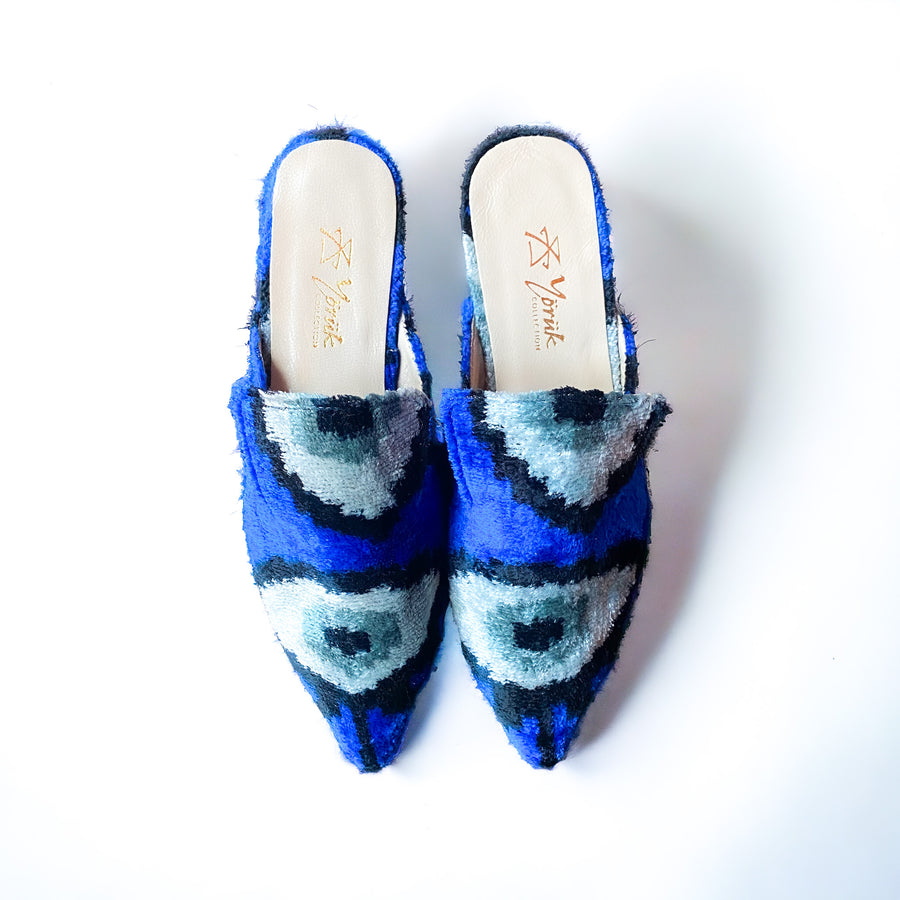 Ikat Slipper