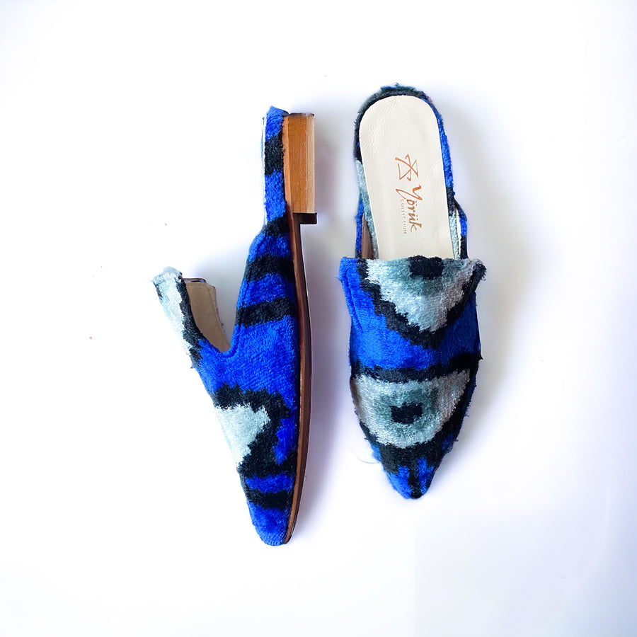 Ikat Slipper